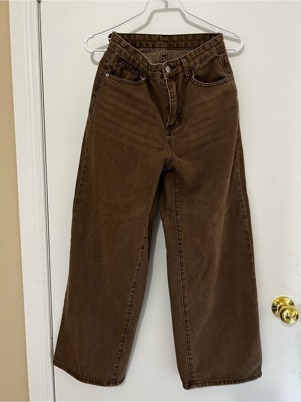 Classic Brown Wide-Leg Jeans